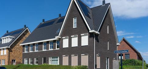 Buitenzonwering op kunststof kozijnen: de mogelijkheden