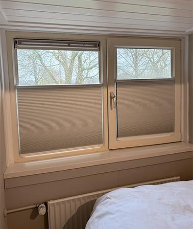 Verano PlakFix plisségordijnen zonder boren kunststof kozijnen plakprofielen draaikiepraam ventilatierooster