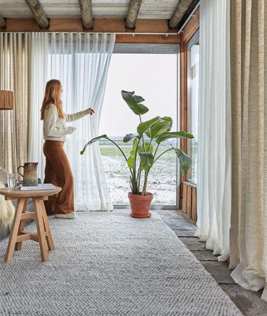 A House Of Happiness Bio Based slepende gordijnen Belin 15 en Vlas 12 linnen gordijnen slepend over de vloer extra lang