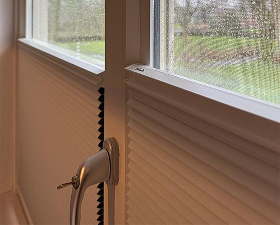 Verano duo plisségordijnen zonder boren PlakFix plakprofielen kunststof kozijnen draaikiepramen