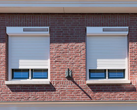 Verano witte rolluiken met solar motor