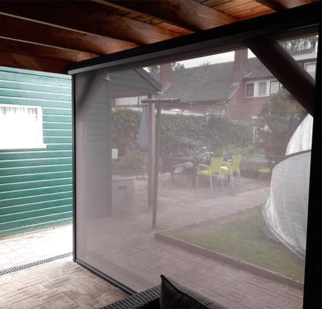 Solano Smart doorzichtig ritsscreen transparante screens 3% doek houten overkapping