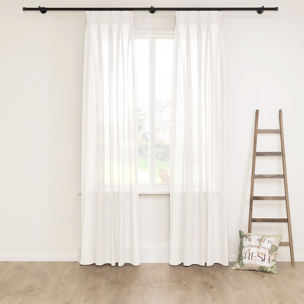 Inbetween Bouclight Off White 11