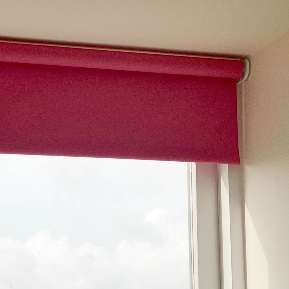 Thuis bij @nicolehuisman | Solano Rolgordijn Standaard | Stofkleur: Roze 1812 Verduisterend (vergelijkbaar met nieuwe kleurnummer Fuchsiaroze 3434)