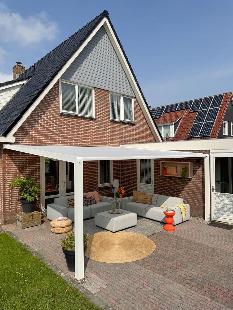 Verano® Tumba V642 pergola zonwering | Doek: Retro Colors 70.3001 | Profielkleur: Verano® Wit