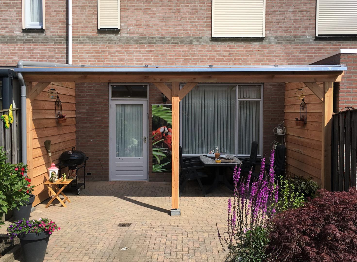 Standaard houten overkapping muuraanbouw
