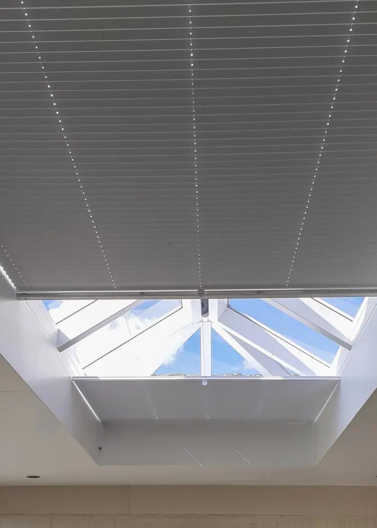 Plisségordijn lichtkoepel