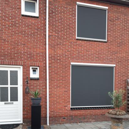 Solano screens standaard | Doek: Zwart Sergé 3%