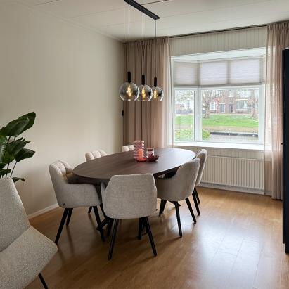 Solano Duo plisségordijnen | Stofkleur: Jute Linnenlook 4015 (Lichtdoorlatend) | Systeemkleur: Wit RAL 9016 | Bediening: Trekkoord | Top Down - Bottom Up Vrijhangend