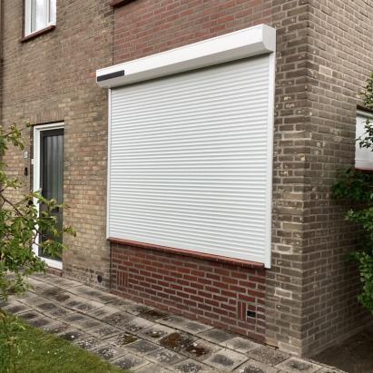 Alutech Rolluik AR40 | Lamel- en profielkleur: Zuiverwit RAL9010 | Huismerk solar motor | HTF geleiders