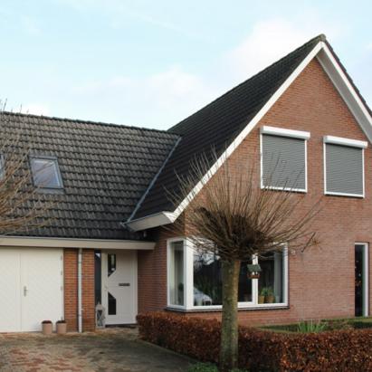 Heroal Rolluik HR41 | Antracietgrijze lamellen | Verkeerswitte omkasting